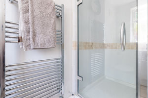 Downstairs shower room- click for photo gallery